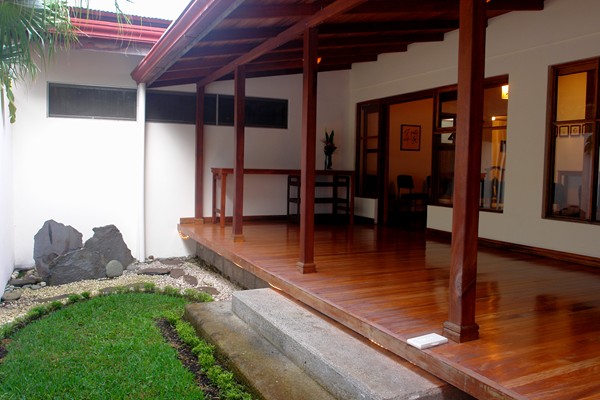 Casa Zen veranda
